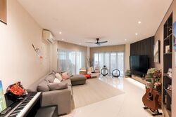 Frankel Estate (D15), Semi-Detached #560934421